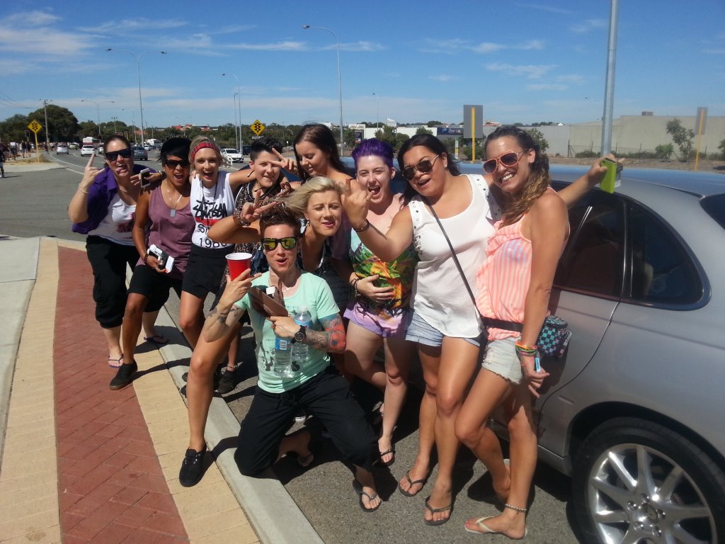 Concert limo hire transferred these lively ladies to Future Music concert at Joondalup recently. We also cater for weddings, school balls and winery tours at limo hire Perth